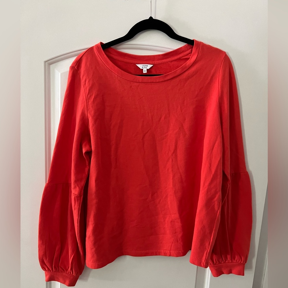 Crown & Ivy Top